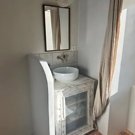 Le Clos Des Murmures Casa de Férias *