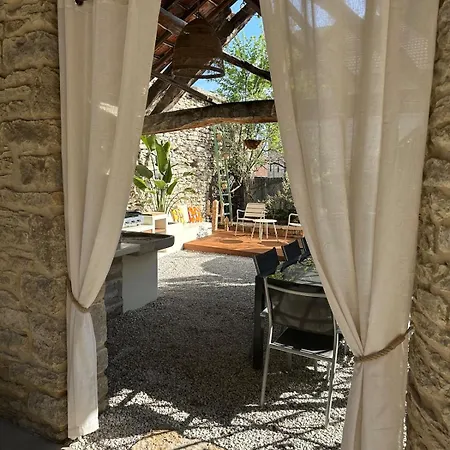 Le Clos Des Murmures Hébergement de vacances Trept